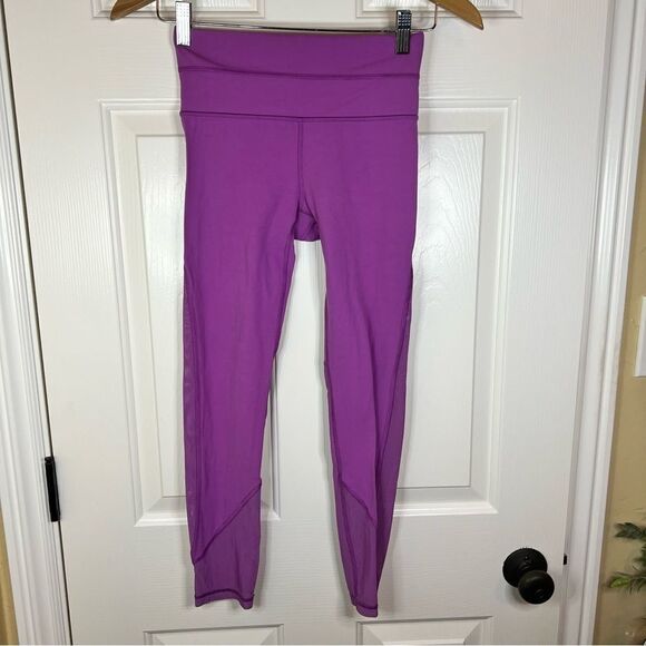Athleta High Rise Double Band Waist Leggings with Mesh Accents on Leg Size Small - Picture 1 of 7